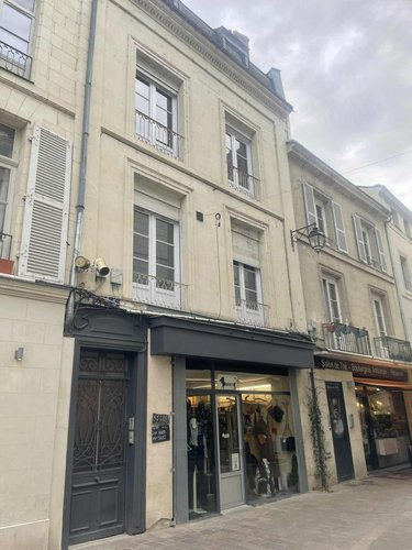 Appartement a vendre Saumur 49400 Maine-et-Loire 27 m2  74200 euros