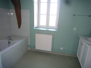 Location appartement La-Ferté-Bernard 72400 Sarthe 87 m2  665 euros
