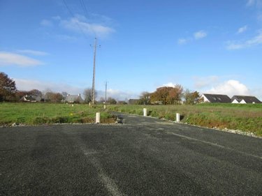 Terrain a batir a vendre Kergloff 29270 Finistère 389 m2  6335 euros