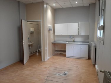 Location fonds et murs commerciaux Lille 59000 Nord 50 m2  1323 euros
