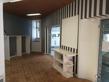Location fonds et murs commerciaux Cherbourg-en-Cotentin 50100 Manche 47 m2  601 euros