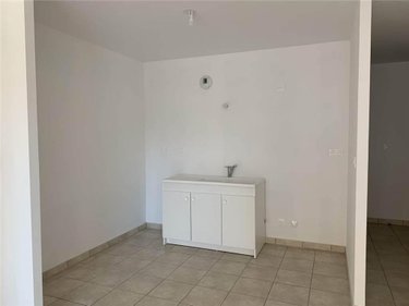 Location appartement Saint-Denis-lès-Bourg 01000 Ain 81 m2 4 pièces 890 euros