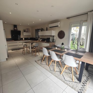 Maison a vendre Miribel 01700 Ain 100 m2  380000 euros