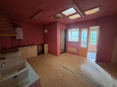 Immeuble a vendre Calais 62100 Pas-de-Calais 168 m2  84380 euros