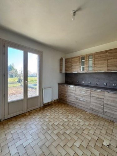 Maison a vendre Noyen-sur-Sarthe 72430 Sarthe 90 m2 4 pièces 142425 euros