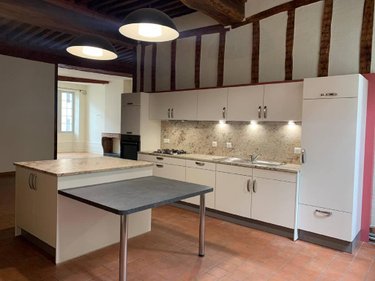 Location appartement Dole 39100 Jura 126 m2 4 pièces 830 euros