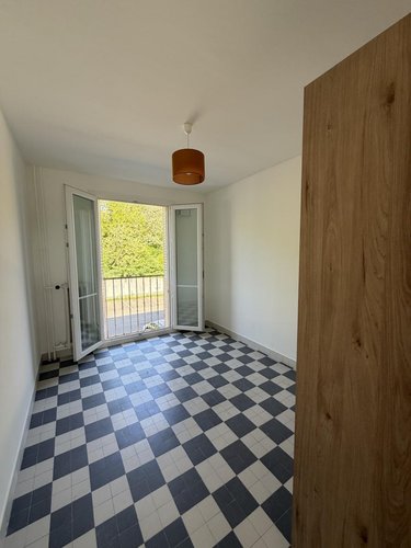 Location appartement Bourg-Saint-Andéol 07700 Ardèche 78 m2 4 pièces 675 euros