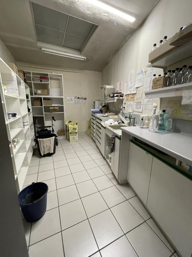 Fonds et murs commerciaux a vendre Locminé 56500 Morbihan 290 m2  230080 euros