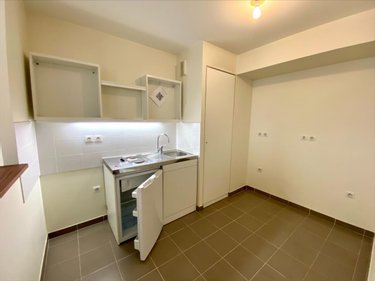 Location appartement Reims 51100 Marne 47 m2 2 pièces 641 euros
