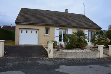 Location maison Château-Gontier-sur-Mayenne 53200 Mayenne 78 m2 5 pièces 600 euros