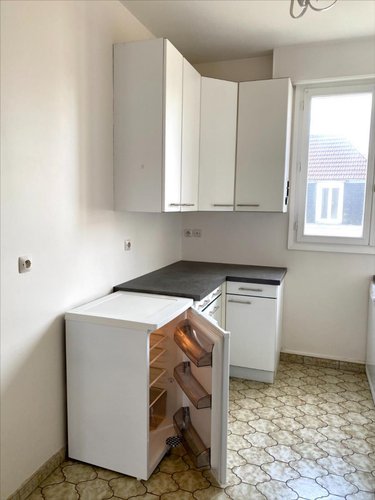 Location appartement Reims 51100 Marne 77 m2 3 pièces 809 euros