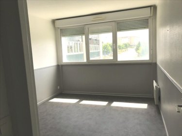 Location appartement Chambray-lès-Tours 37170 Indre-et-Loire 20 m2 1 pièce 360 euros