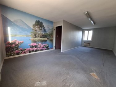 Fonds et murs commerciaux a vendre Lillers 62190 Pas-de-Calais 75 m2  77000 euros