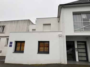 Fonds et murs commerciaux a vendre Vannes 56000 Morbihan 88 m2  288050 euros