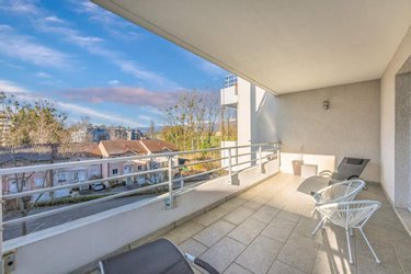 Appartement a vendre Ferney-Voltaire 01210 Ain 89 m2 4 pièces 495000 euros