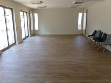 Location fonds et murs commerciaux Bruay-la-Buissière 62700 Pas-de-Calais 60 m2  750 euros