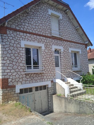 Location maison Châlette-sur-Loing 45120 Loiret 89 m2 4 pièces 854 euros