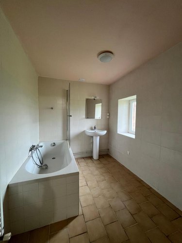 Location maison Girolles 45120 Loiret 114 m2 4 pièces 790 euros