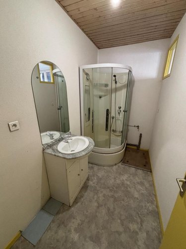 Immeuble a vendre Pont de Roide Vermondans 25150 Doubs 550 m2  525000 euros
