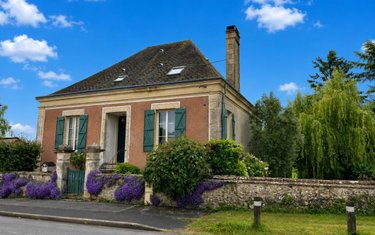 Maison a vendre Courgains 72260 Sarthe 146 m2 7 pièces 157200 euros