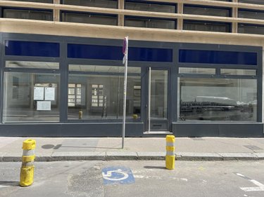 Fonds et murs commerciaux a vendre Rouen 76000 Seine-Maritime 204 m2  222600 euros