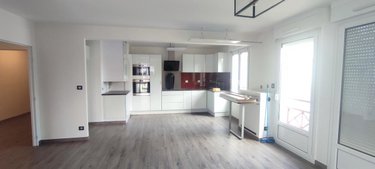 Location appartement Châlons-en-Champagne 51000 Marne 79 m2  868 euros