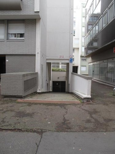 Location garage et parking Rouen 76000 Seine-Maritime 2 m2  100 euros