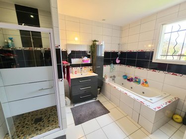 Maison a vendre Saint-Montan 07220 Ardèche 147 m2 5 pièces 299000 euros