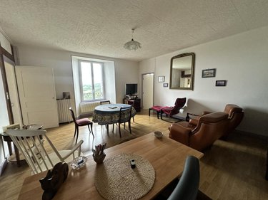 Appartement a vendre Saint-Flour 15100 Cantal 98 m2  116600 euros