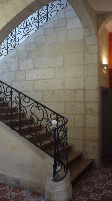 Appartement a vendre Saintes 17100 Charente-Maritime 76 m2 2 pièces 167872 euros