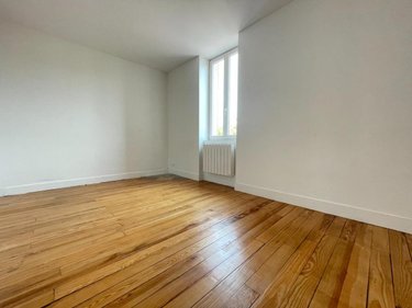 Location appartement Ambérieu-en-Bugey 01500 Ain 67 m2 3 pièces 750 euros