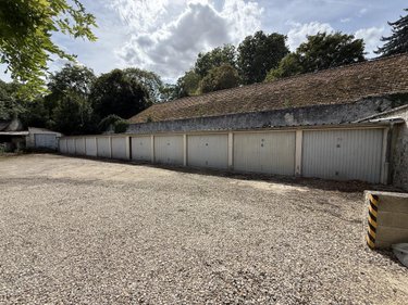 Garage et parking a vendre Braine 02220 Aisne 171 m2  93000 euros