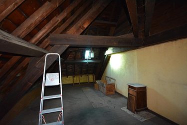 Appartement a vendre Thiers 63300 Puy-de-Dôme 77 m2 4 pièces 37000 euros