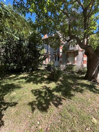 Maison a vendre Vertaizon 63910 Puy-de-Dôme 160 m2 9 pièces 365000 euros