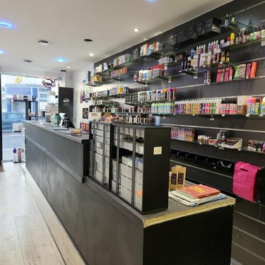Fonds et murs commerciaux a vendre Rouen 76000 Seine-Maritime 56 m2  104940 euros