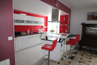 Appartement a vendre Le Palais 56360 Morbihan 104 m2 3 pièces 362250 euros