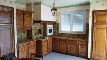 Fonds et murs commerciaux a vendre Loudéac 22600 Côtes-d'Armor 220 m2  213200 euros