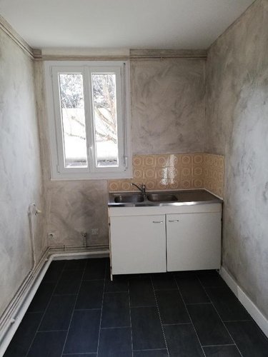 Location appartement Montargis 45200 Loiret 45 m2 2 pièces 500 euros