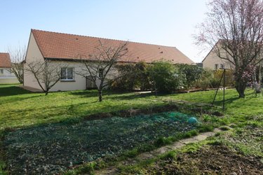 Viager maison Saint-Doulchard 18230 Cher 120 m2 5 pièces 75000 euros
