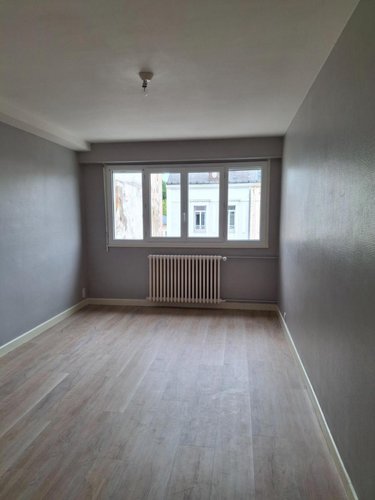 Location appartement Vichy 03200 Allier 42 m2 1 pièce 479 euros