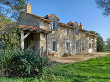 Maison a vendre Messemé 86200 Vienne 357 m2 7 pièces 335500 euros
