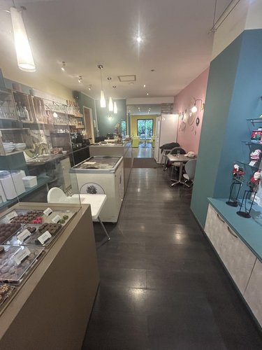 Location fonds et murs commerciaux Cambrai 59400 Nord 100 m2  2104 euros