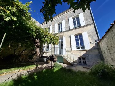 Maison a vendre Saintes 17100 Charente-Maritime 92 m2 4 pièces 236070 euros