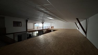 Fonds et murs commerciaux a vendre Angers 49000 Maine-et-Loire 475 m2  556400 euros