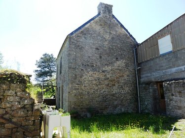 Immeuble a vendre Bubry 56310 Morbihan 400 m2  241600 euros