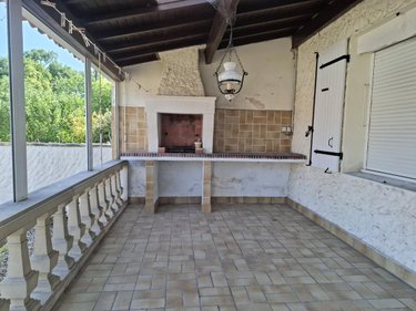 Maison a vendre Saintes 17100 Charente-Maritime 119 m2 4 pièces 215086 euros