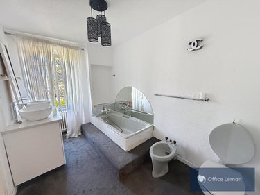 Maison a vendre Divonne-les-Bains 01220 Ain 201 m2 6 pièces 1500000 euros