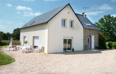 Location maison La Chapelle-Rainsouin 53150 Mayenne 191 m2 8 pièces 740 euros