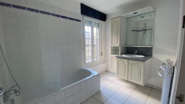 Appartement a vendre Dol-de-Bretagne 35120 Ille-et-Vilaine 90 m2 3 pièces 178760 euros