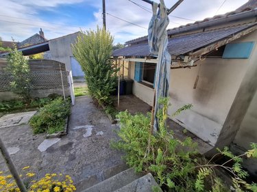 Maison a vendre Saintes 17100 Charente-Maritime 63 m2 3 pièces 115412 euros